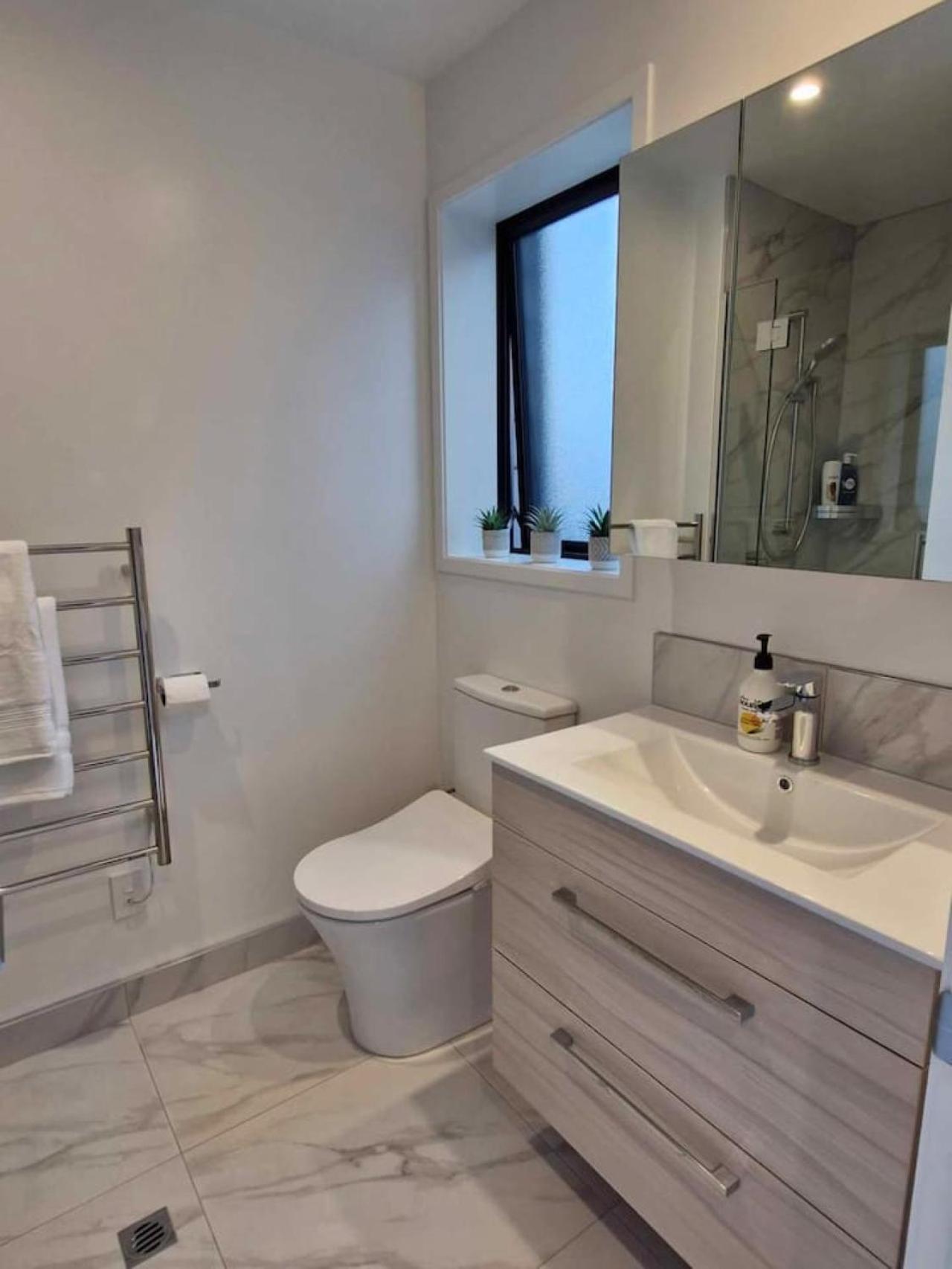 Cosy Cbd Studio Apartment 3 Christchurch Bagian luar foto